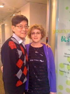 Dr Leung 和他的太太「愛蓮」，你估他們幾歲？